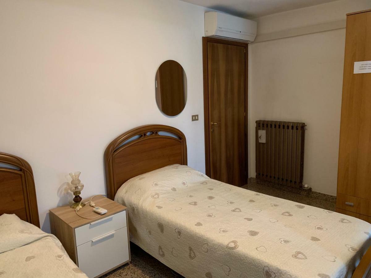 Camere Solidea Veronella Bagian luar foto